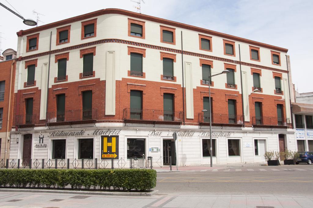 Hotel La Mota By Punta25 Hotels Group Medina del Campo Exterior foto